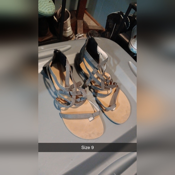 Sandals - Picture 3 of 3